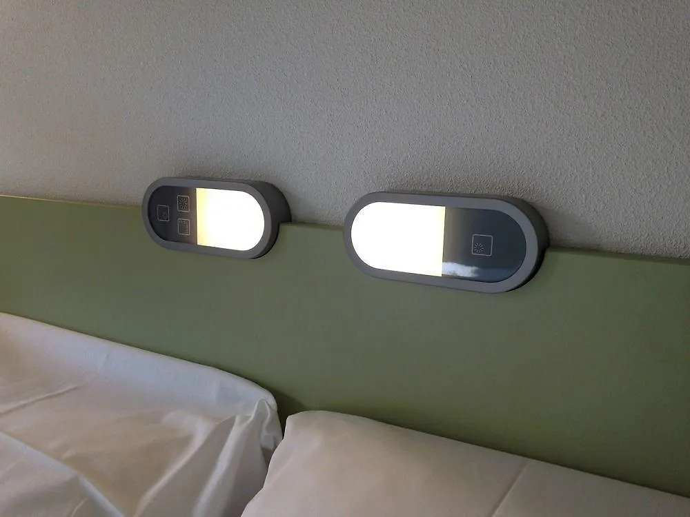 First Inn Hotel Apt